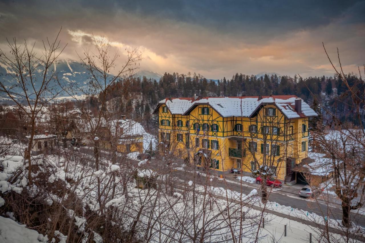 Hotel Triglav Bled Exterior photo